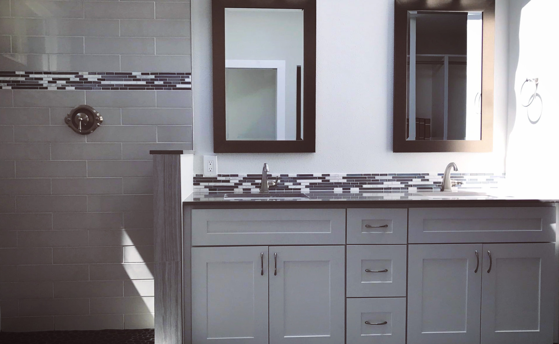 Kirkland Renovation Companies for Kirkland Bathroom Remodeling, focused on waterproofing detail