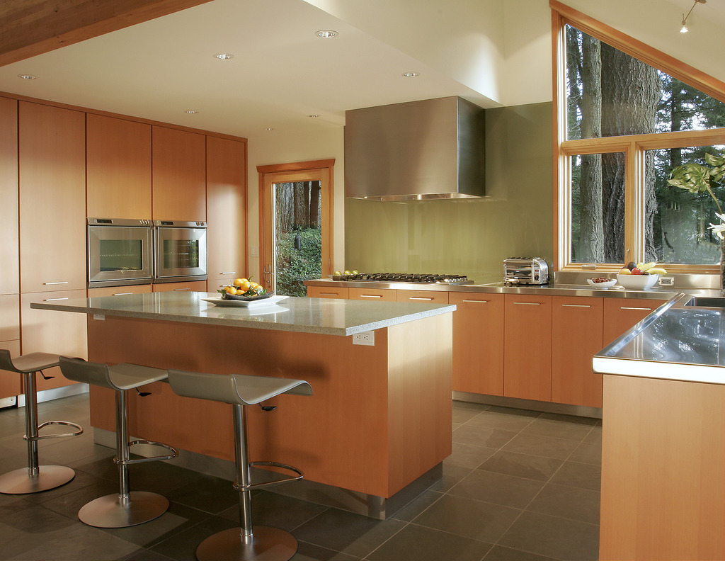 Kirkland Kitchen for Kirkland Kitchen Remodeling, focused on cabinet layout