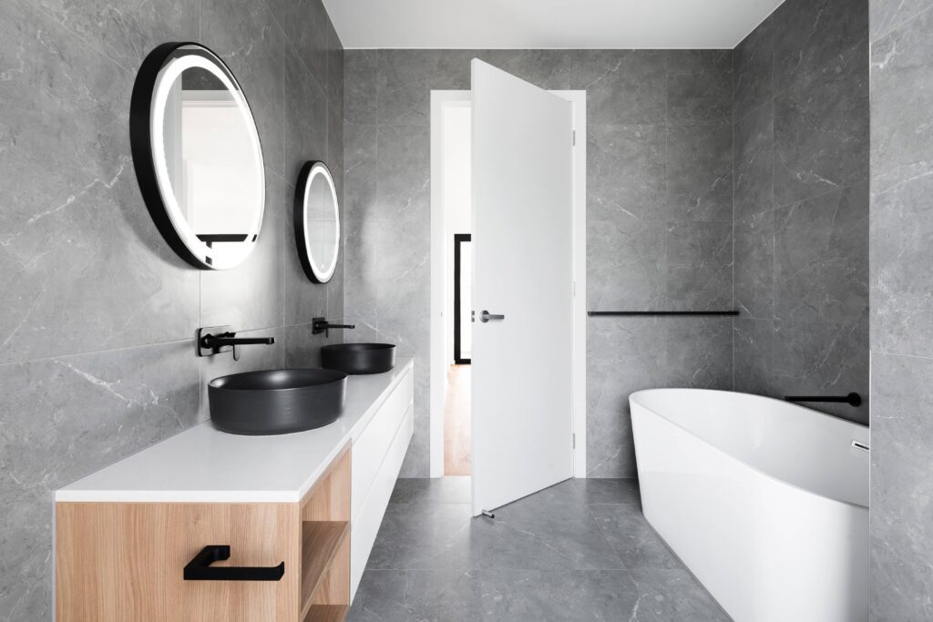 bathroom remodeling contractor bellevue