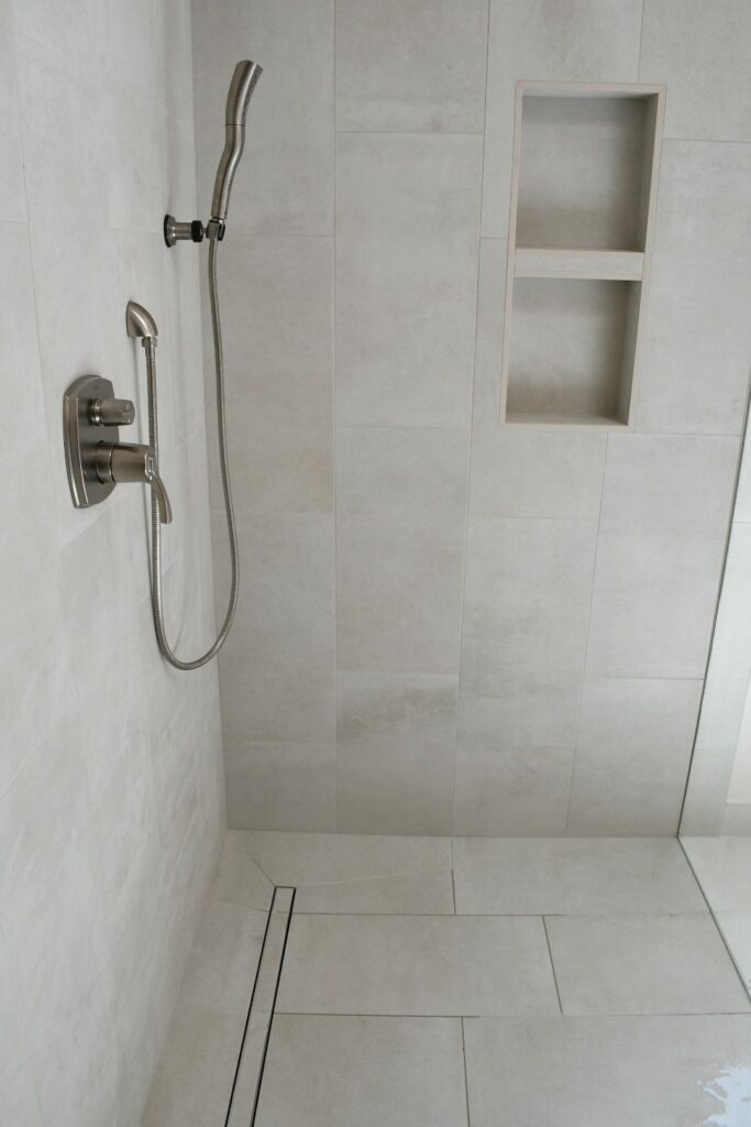 Issaquah Home Remodeling Permits: Planning Details Around family storage, pet safety and daily guest comfort Home Remodeling Issaquah