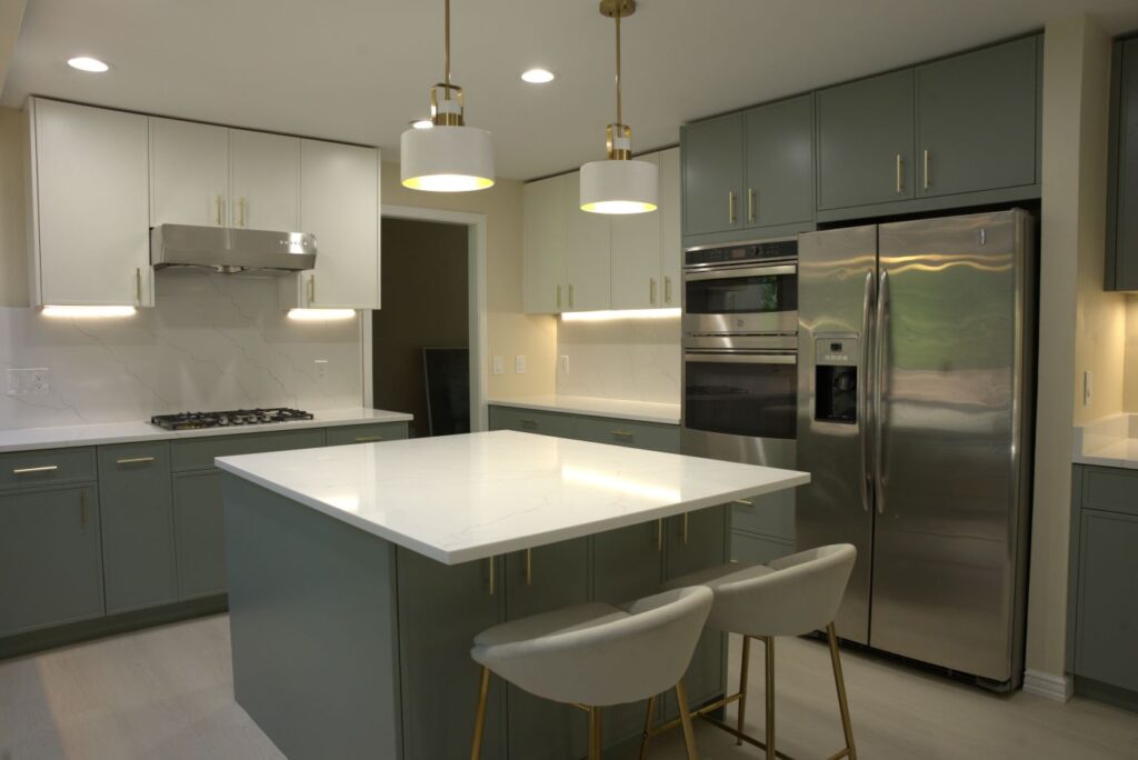Kitchen remodeling project in Bellevue Factoria with island and cabinetry