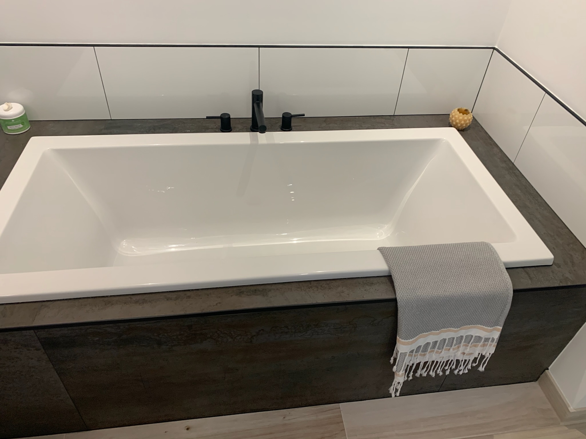 custom-luxury-remodeling-bathroom-bellevue-4